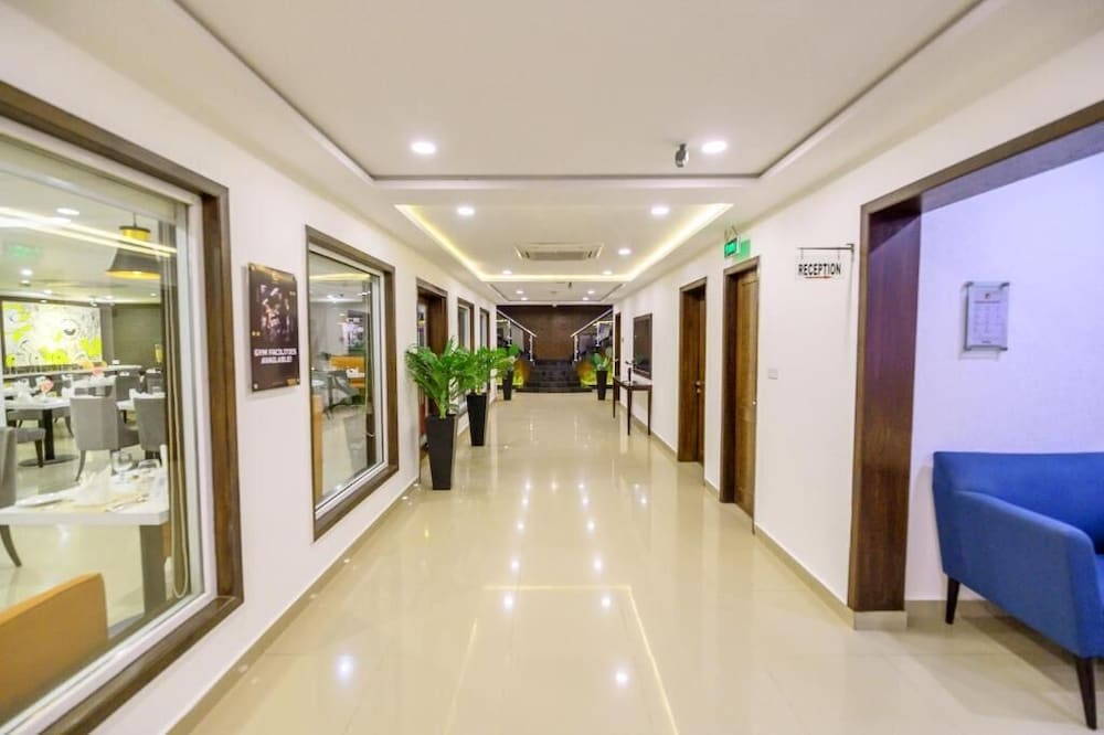 Hotel One Sahiwal 8/50