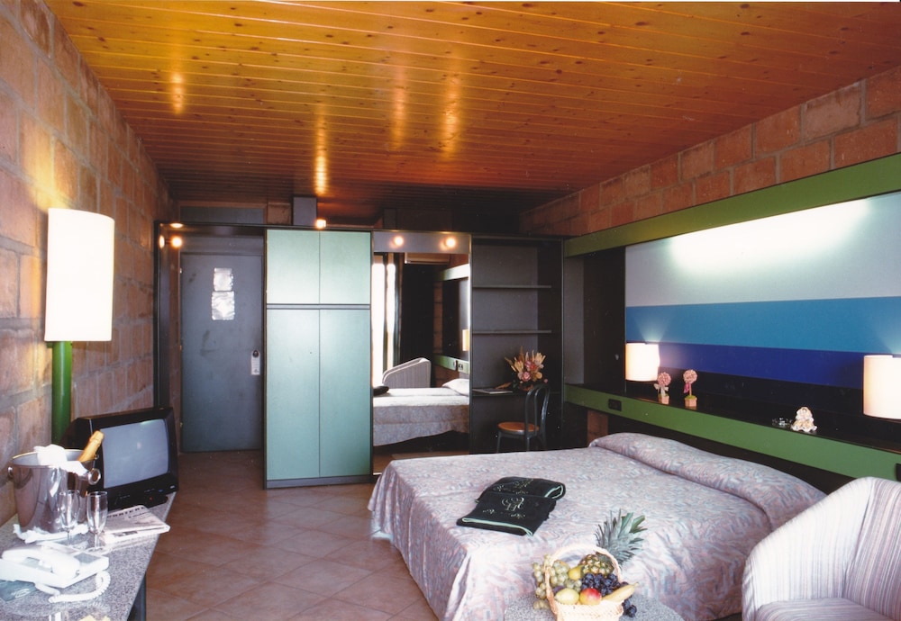Hotel Residence Baia Delle Ginestre 9/50