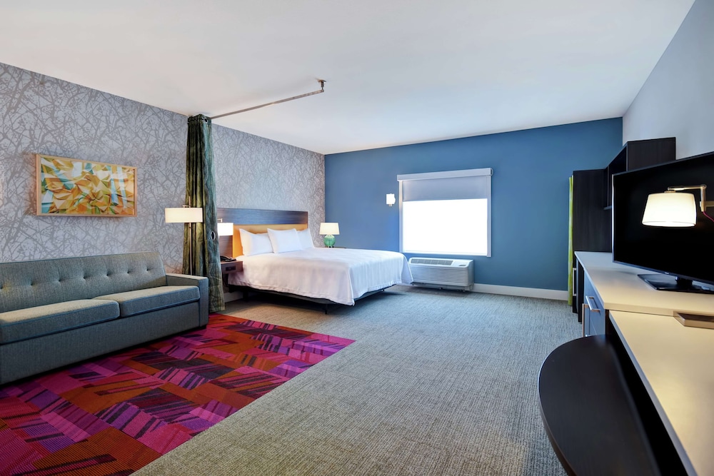 STUDIO, KING BED, ACCESSIBLE