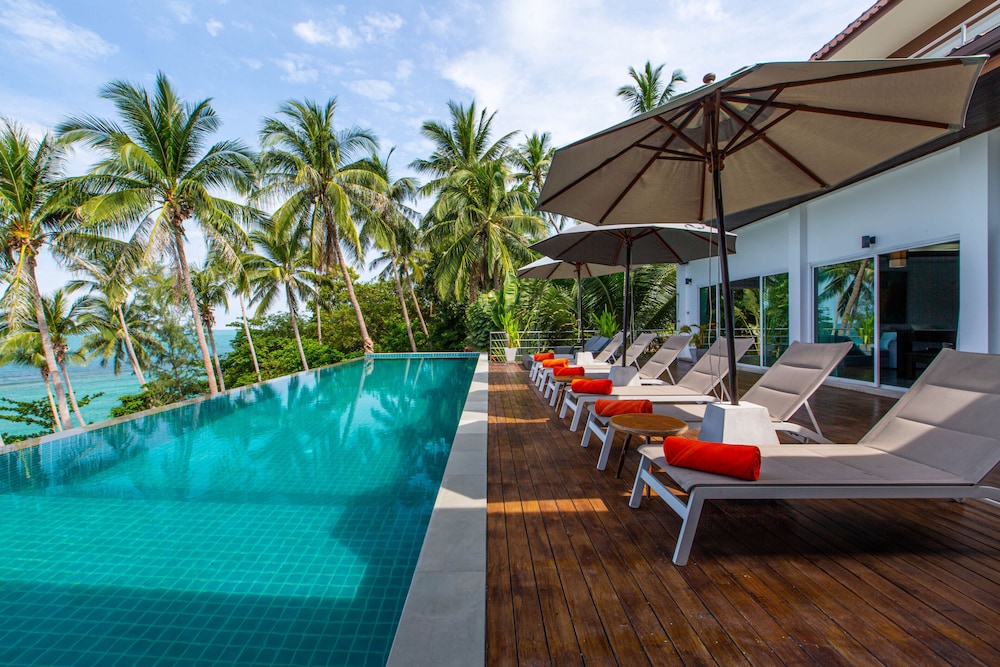 Padel Phangan Suite 44/50