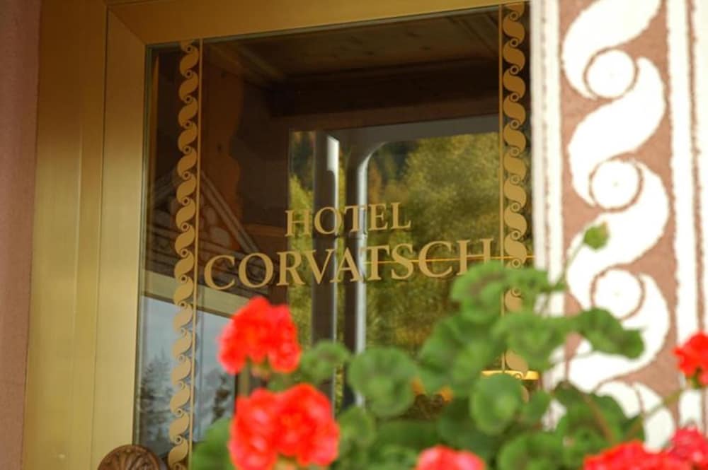 Hotel Corvatsch 24/36
