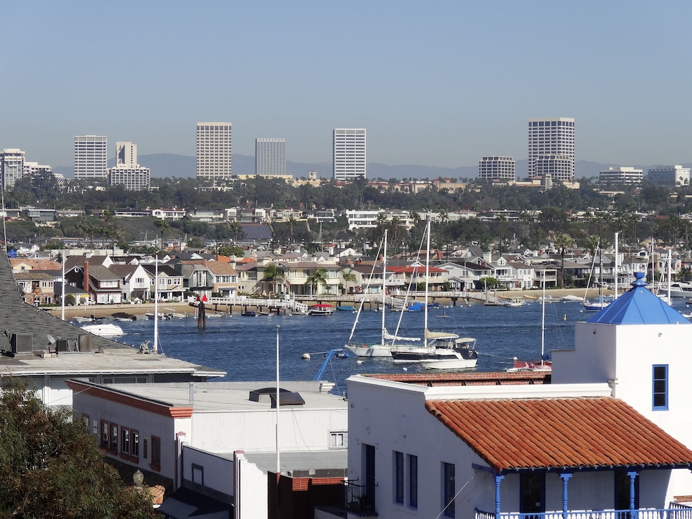 Balboa Inn 62/73