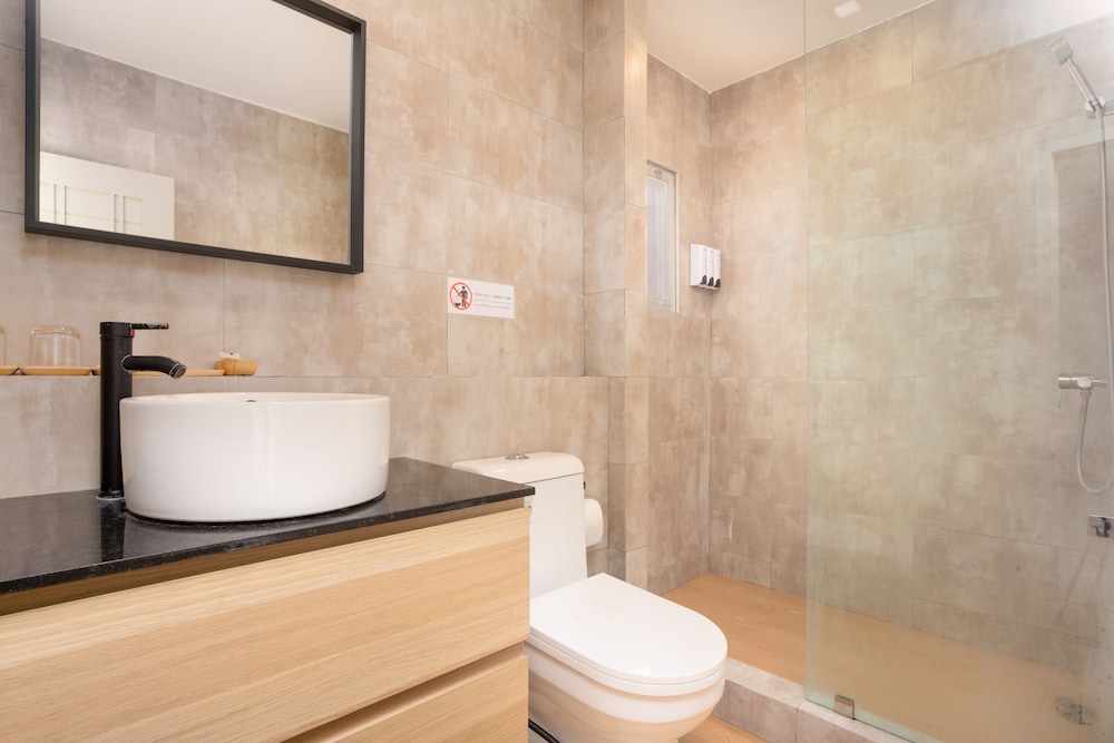 Studio 365 Serviced Apartment 67/69