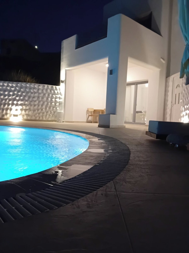 Dream Villa 28/50