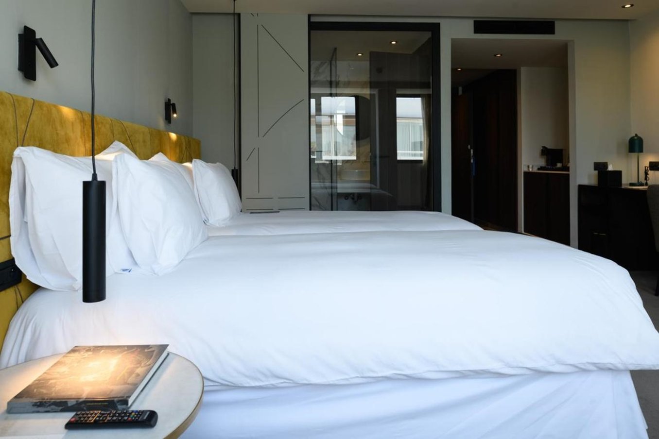 Jm Suites 13/25