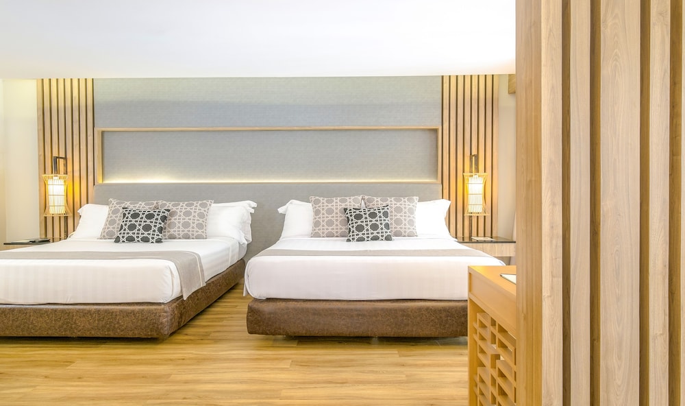 Phuket Graceland Resort & Spa 23/70