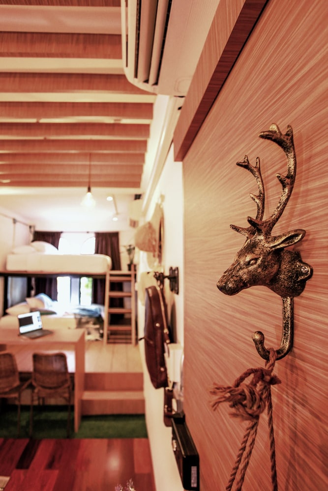 Siam Nitra Boutique Hotel 66/76