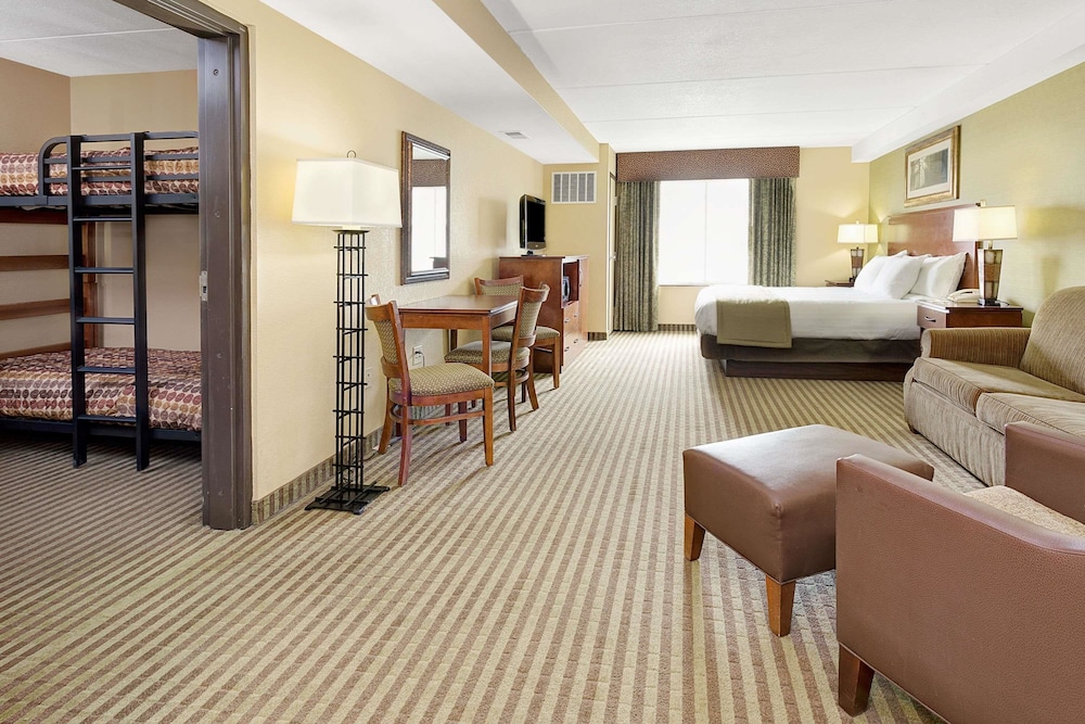 Days Inn by Wyndham Cheyenne 19/25