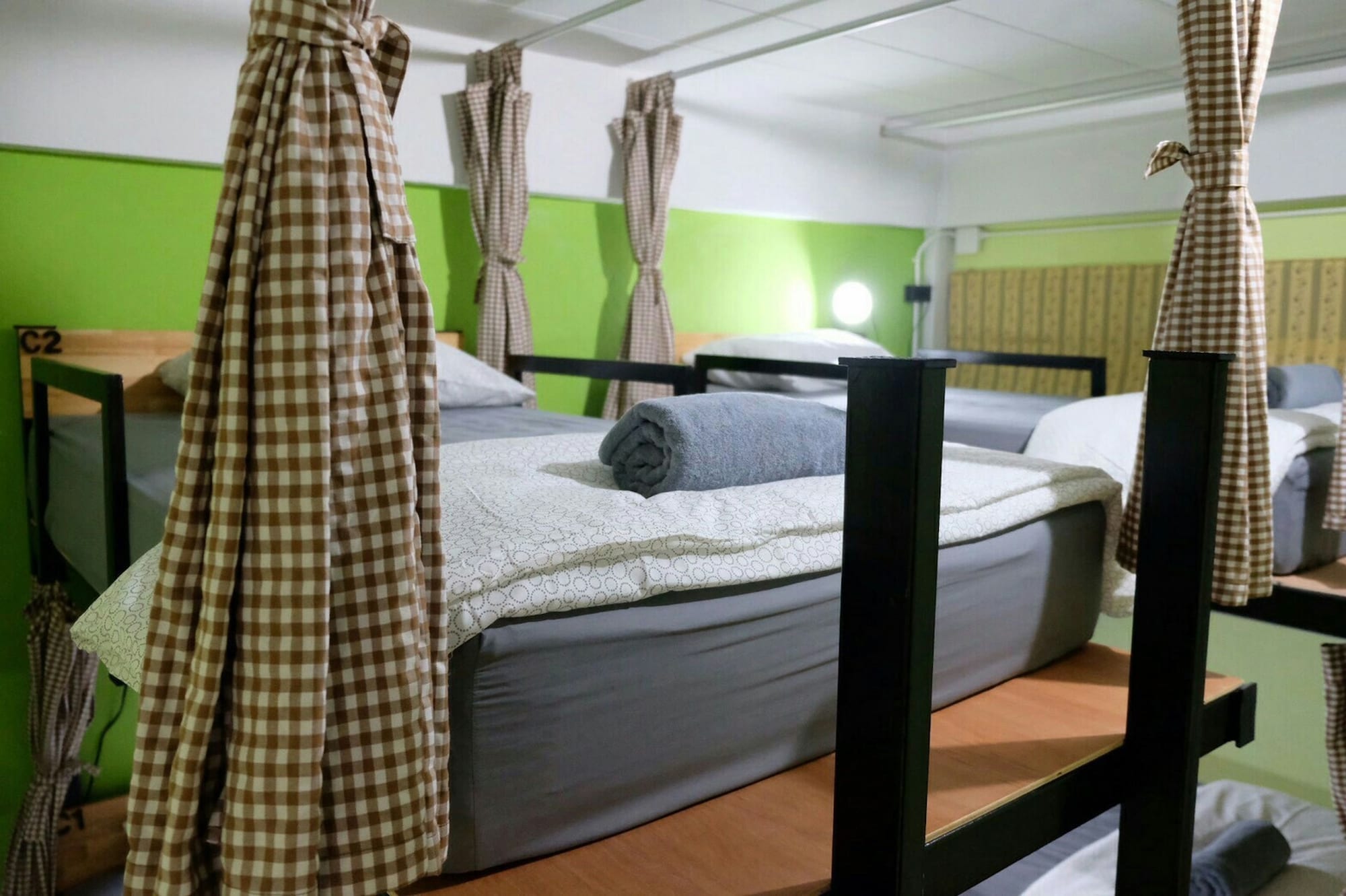 MIXED DORM