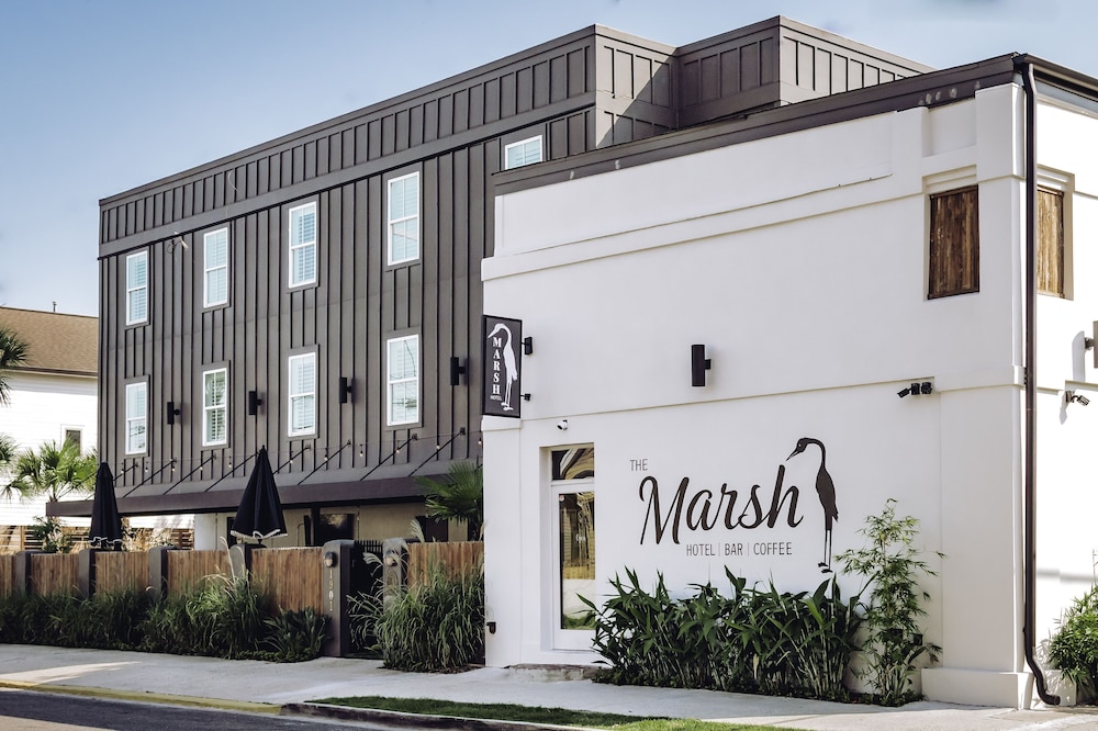Marsh Hotel 2/24