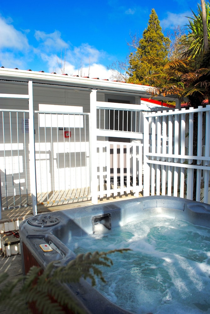 Kings Ohakune 31/55