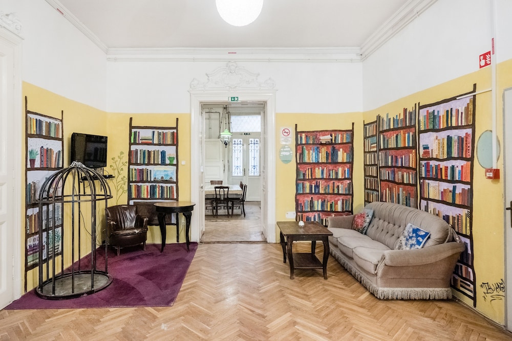 Baroque Hostel Budapest 56/76