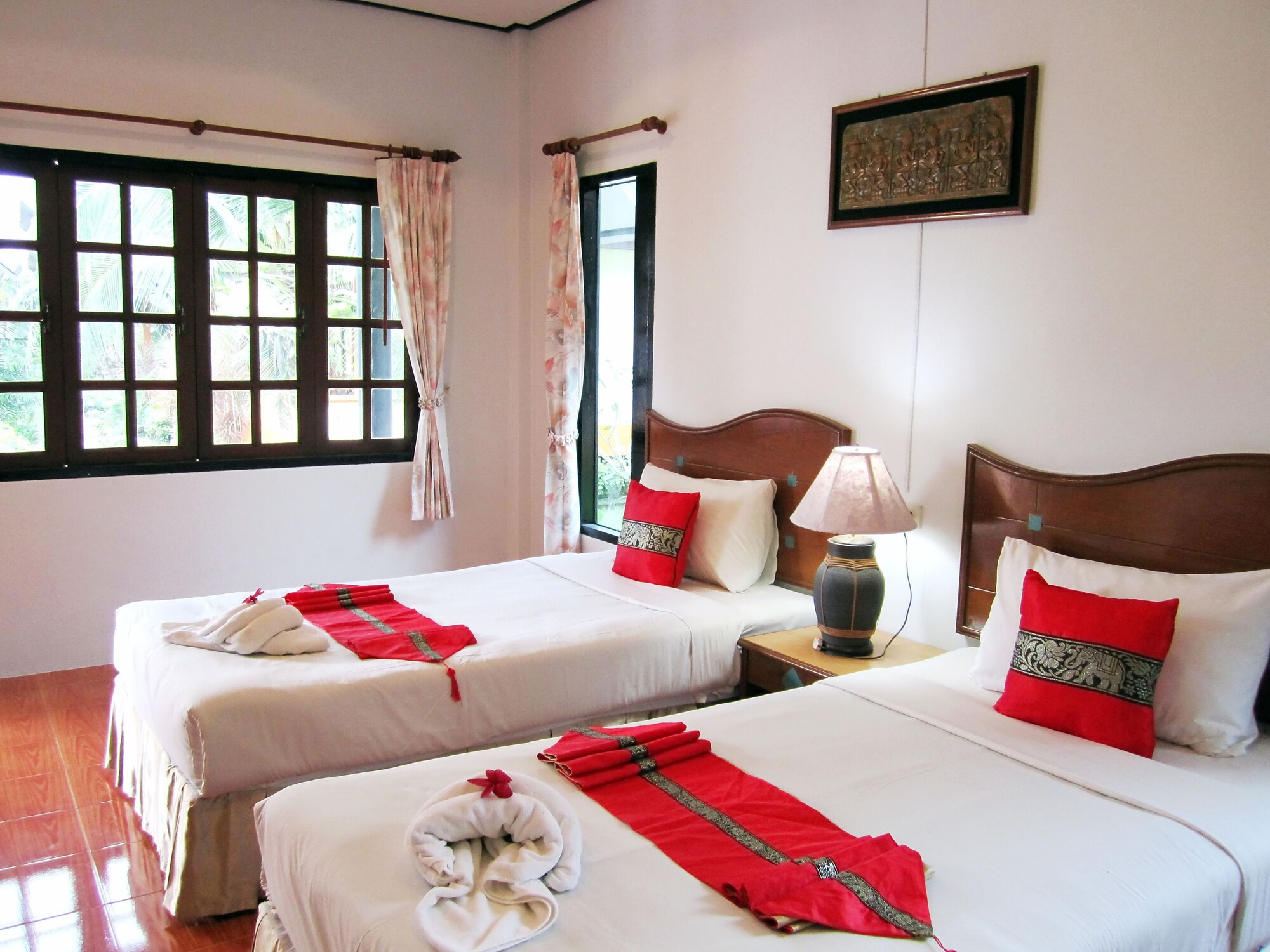 DELUXE, DOUBLE OR TWIN BED, GARDEN VIEW
