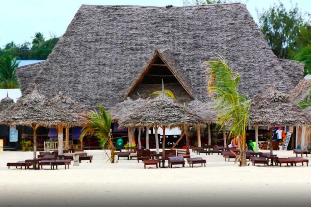 Mocco Beach Villa 4/78