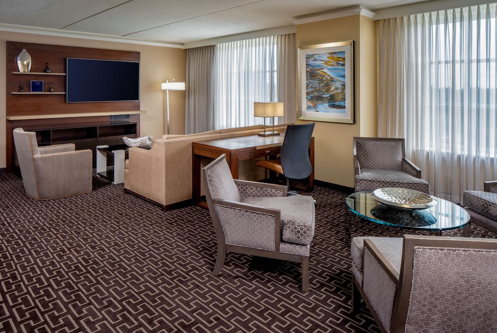 Hyatt Regency Greenwich 42/62