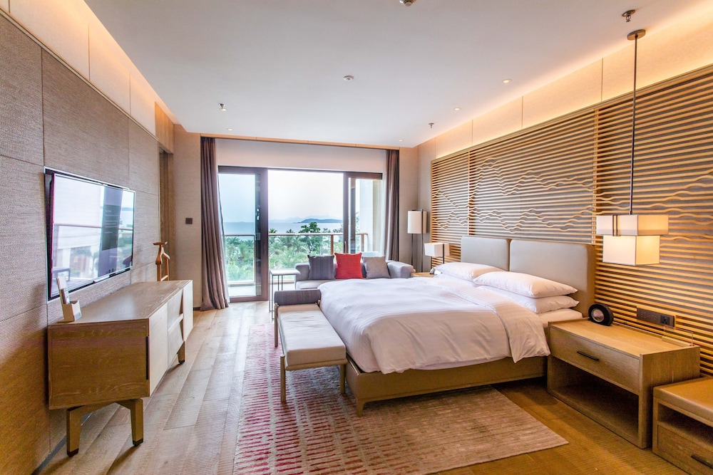 جناح بسرير كينج بإطلالة على البحر بشرفة بغرفة نوم واحدة، Shenzhen Marriott Hotel Golden Bay 2/5