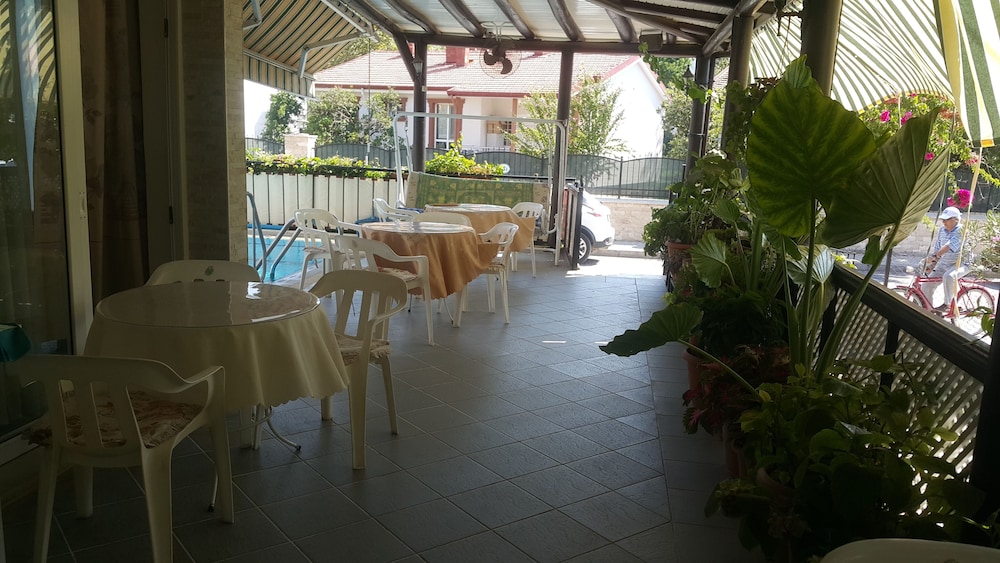 Cicek Otel & Apartments 27/50