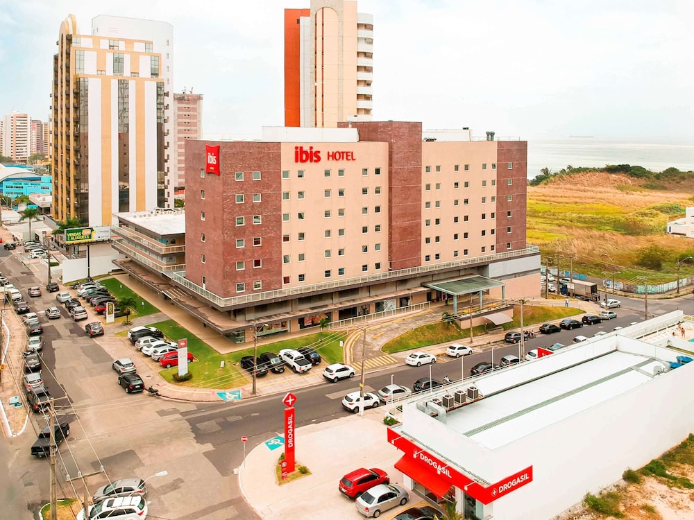 Ibis Sao Luis 1/64