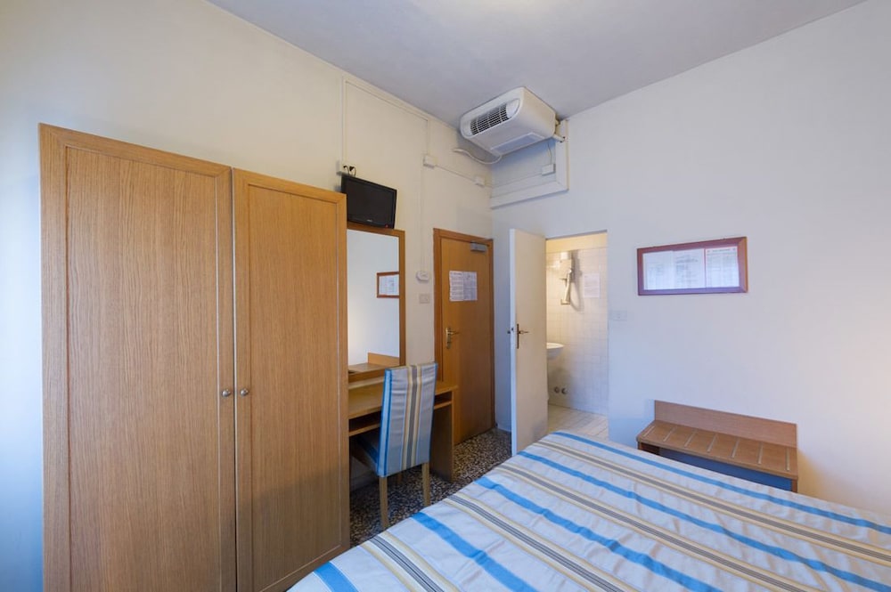 Hotel Moderno 15/24