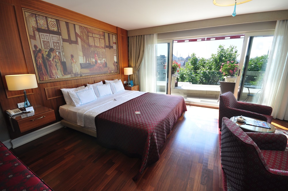 DELUXE, KING BED, SEA VIEW