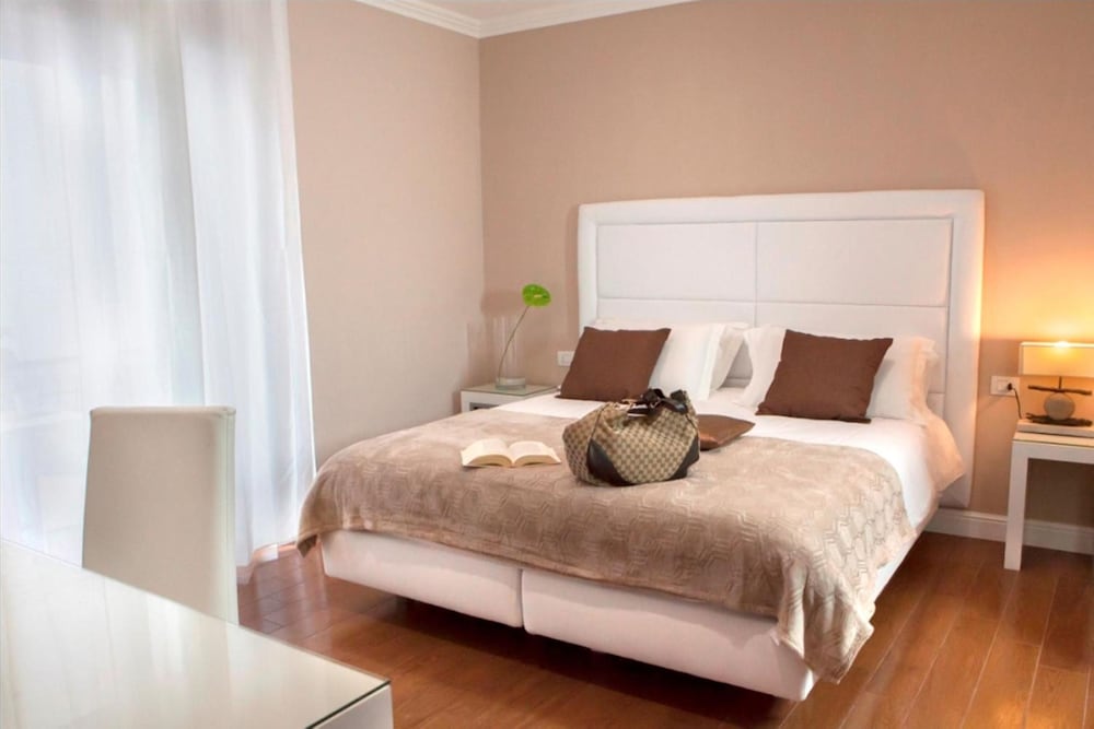 Bougainvillea Relais 18/50