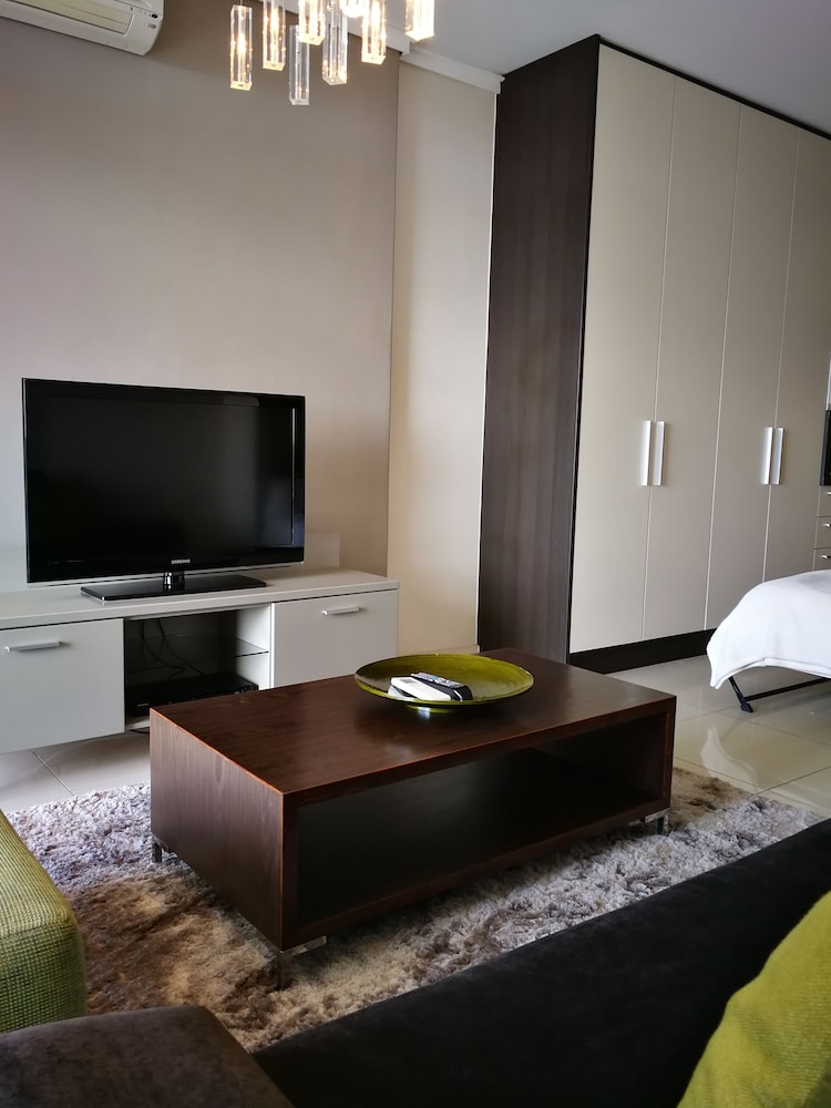 The Residences At Crystal Towers 39/46
