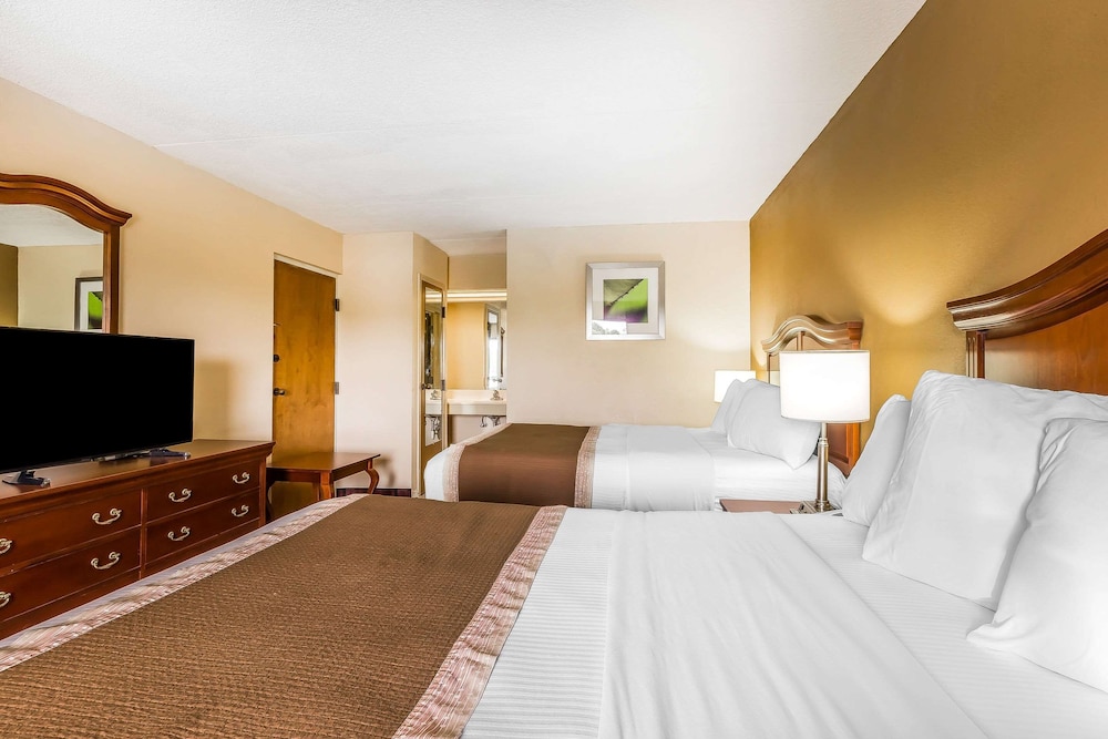 SUITE, 2 QUEEN BEDS