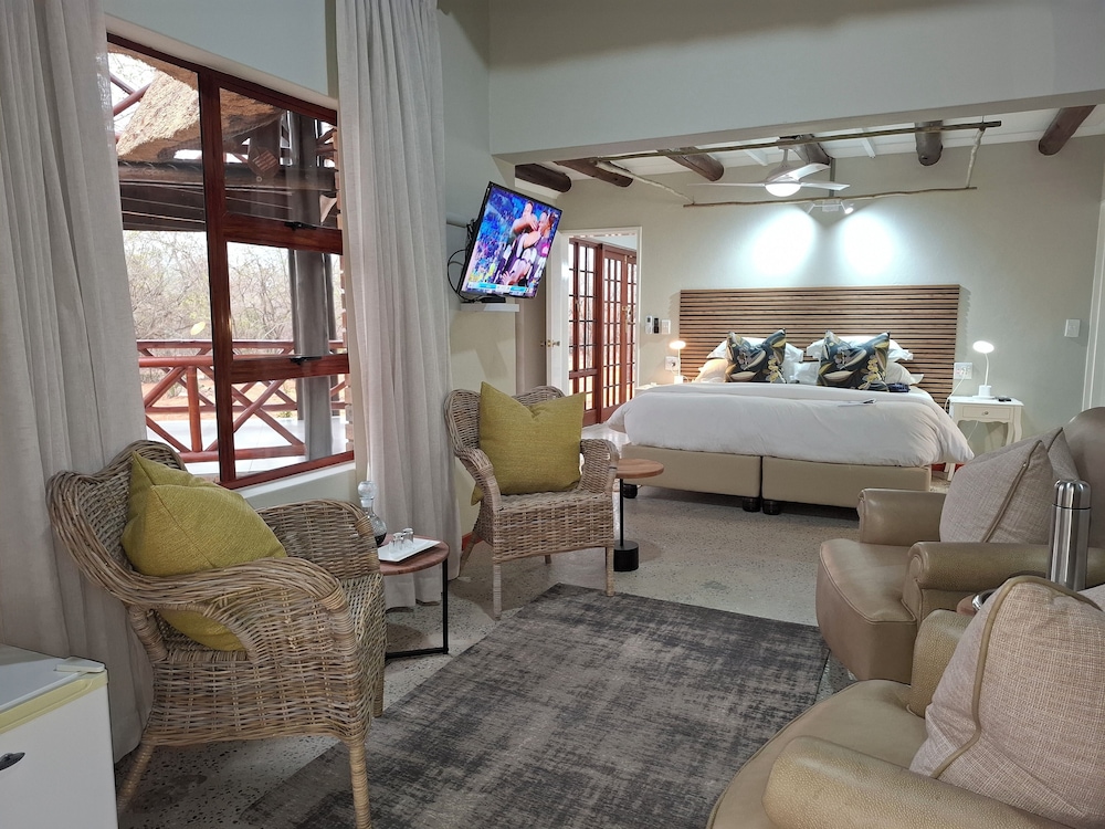 Kruger Riverside Lodge 24/50
