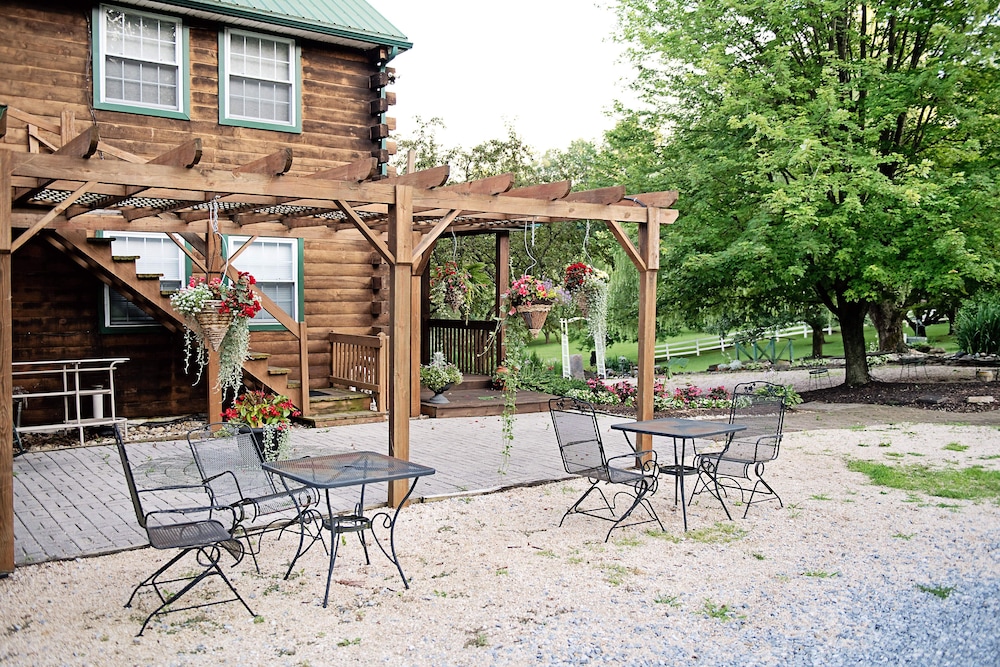 Berry Patch Bed and Breakfast 47/50