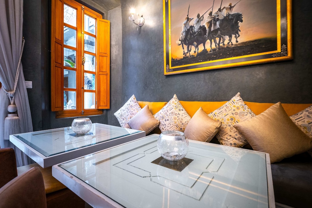 Riad L Etoile D Orient 21/75