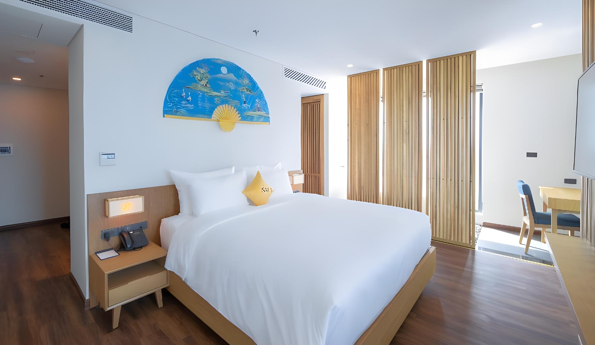 Premium, Suite, Single Bed, Sea View, Balcony