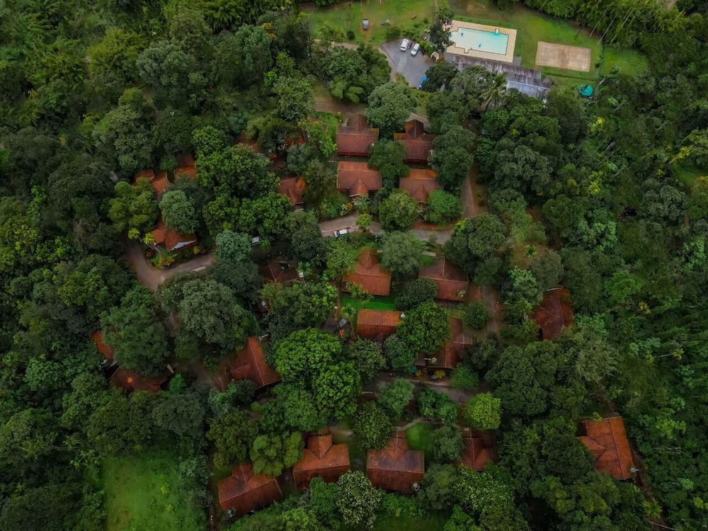 Vythiri Holiday Resorts 19/24