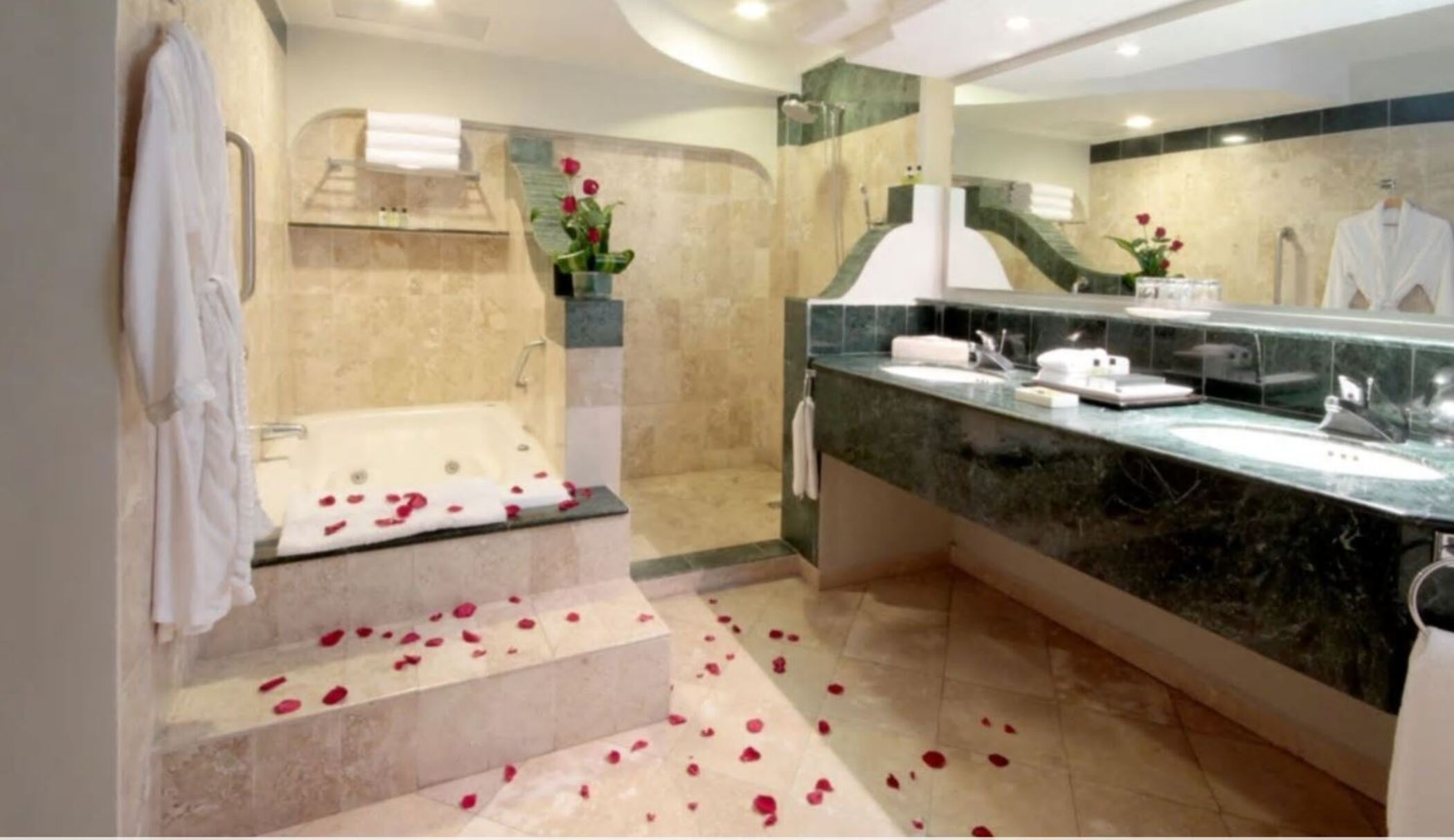 DESIGN, COLONIAL, SUITE, KING BED