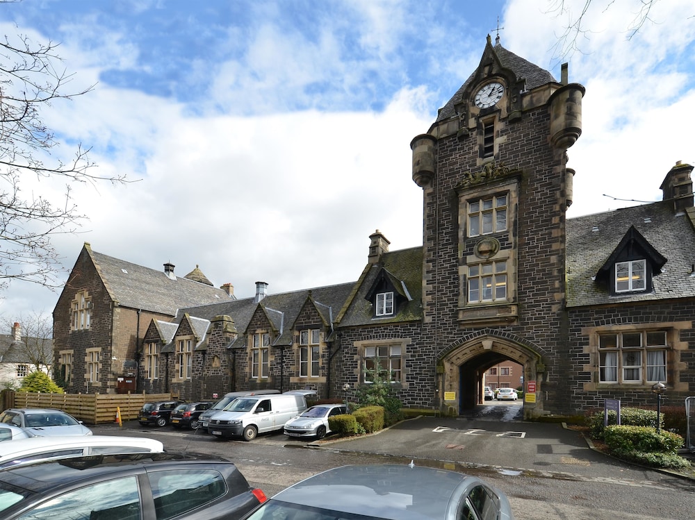 Stirling Highland Hotel 53/58