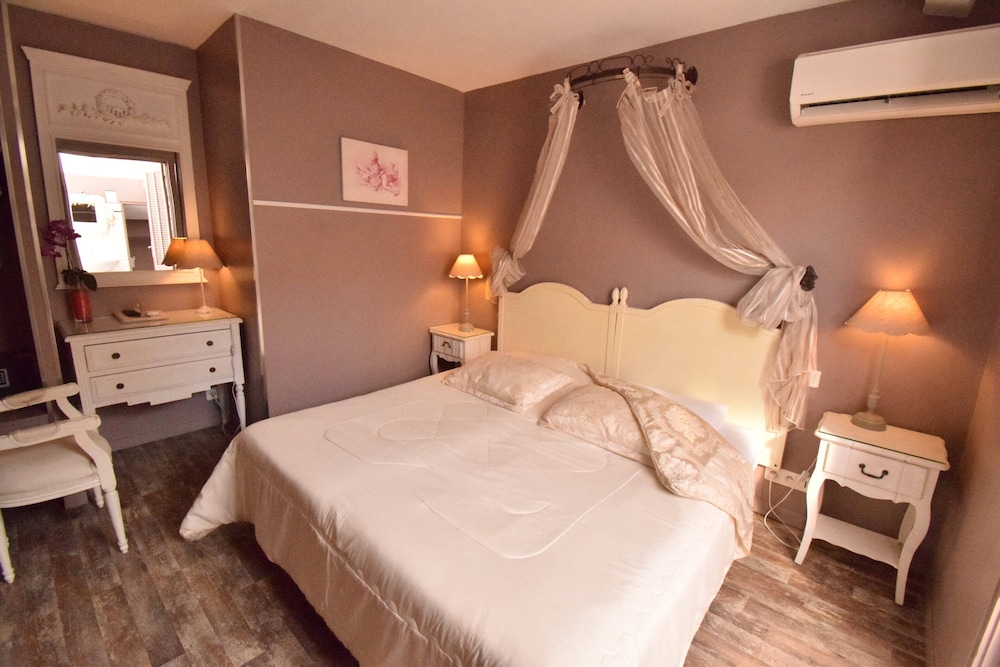 Azur Cannes Le Romanesque 19/57