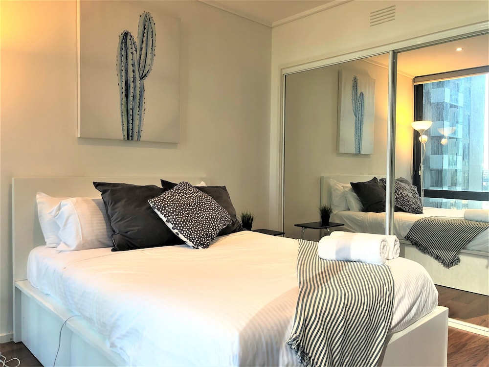 Nook Melbourne 173 City Road 19/71
