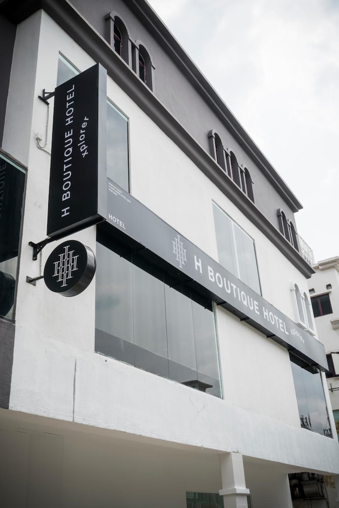 H Boutique Hotel Xplorer Kota Damansara 2/39