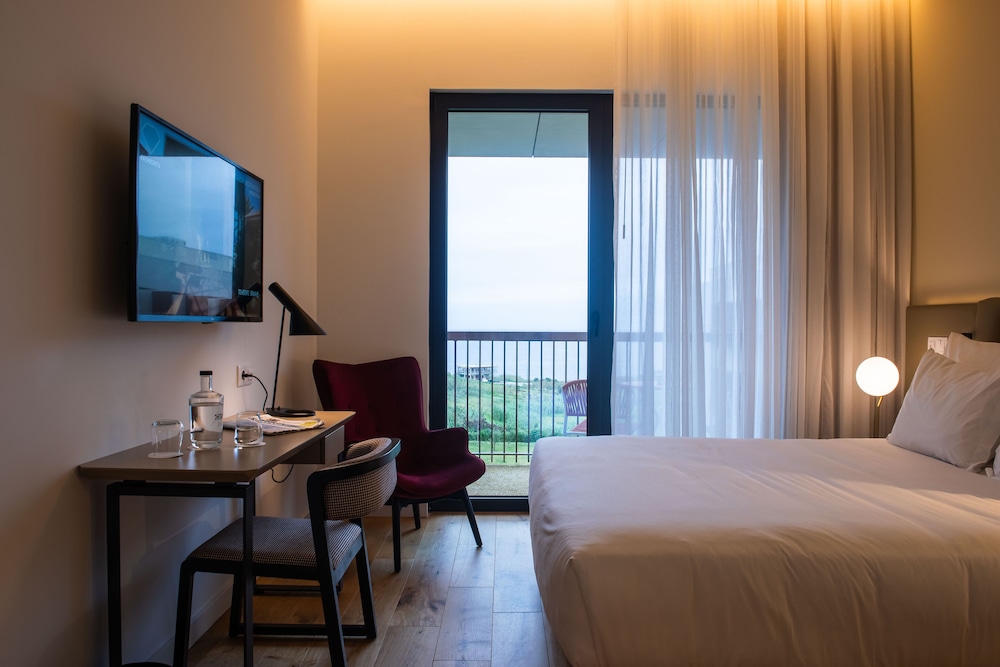 Sines Sea View Business & Leisure Hotel 15/50