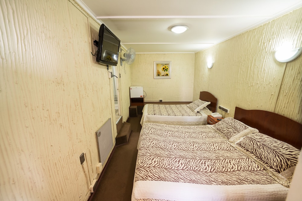 غرفة قياسية بسرير مزدوج، Si Hotel 2/3
