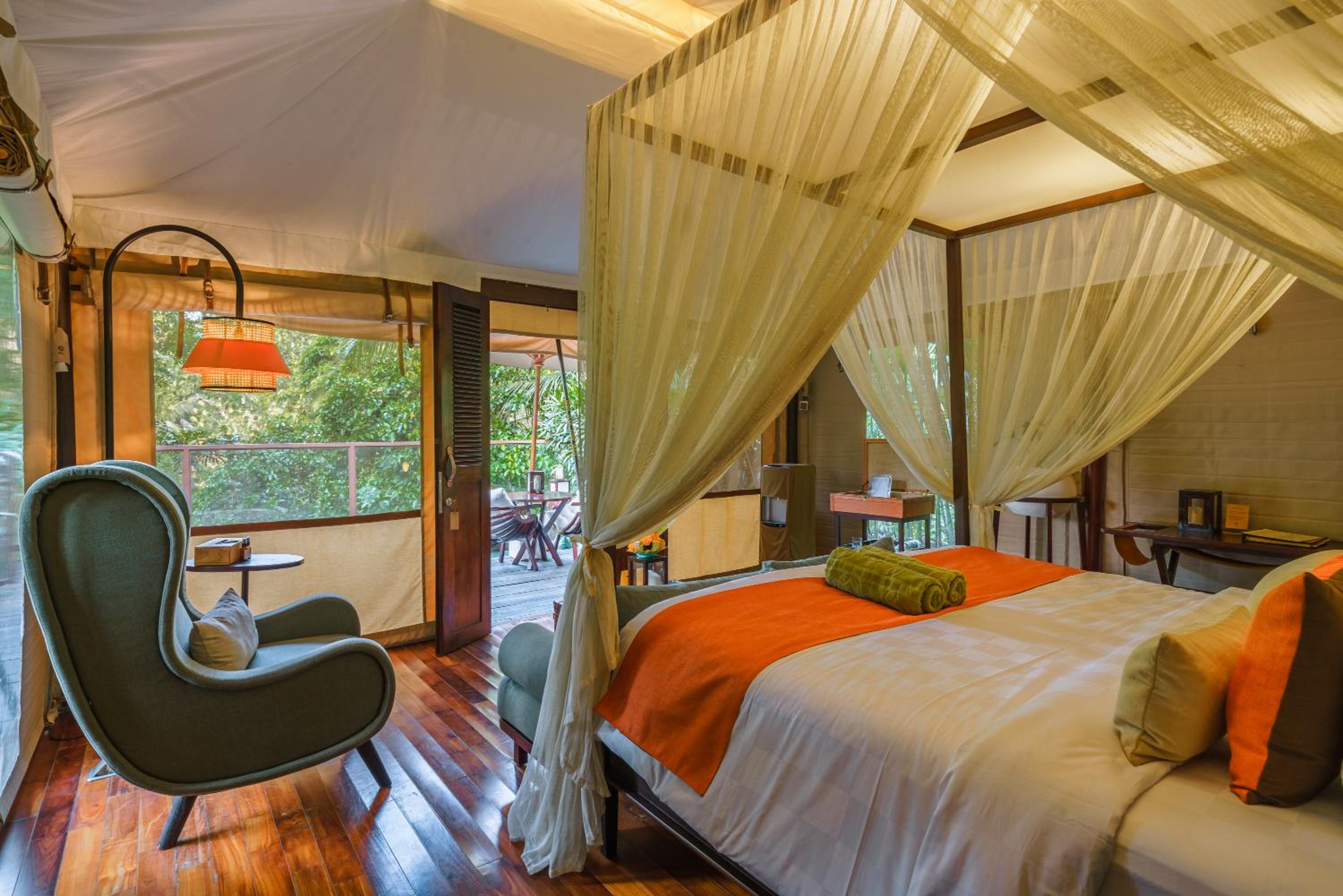 Sensual Hanging, Tent, Adult Only، K Club Ubud 3/5