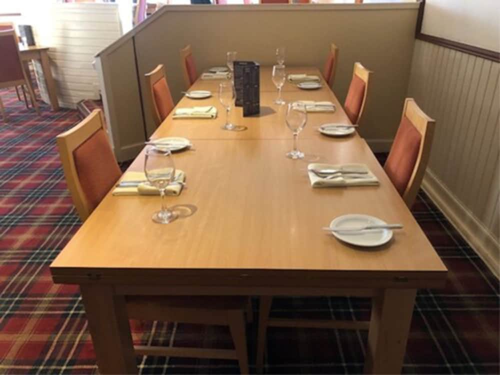 King Robert Hotel 26/37