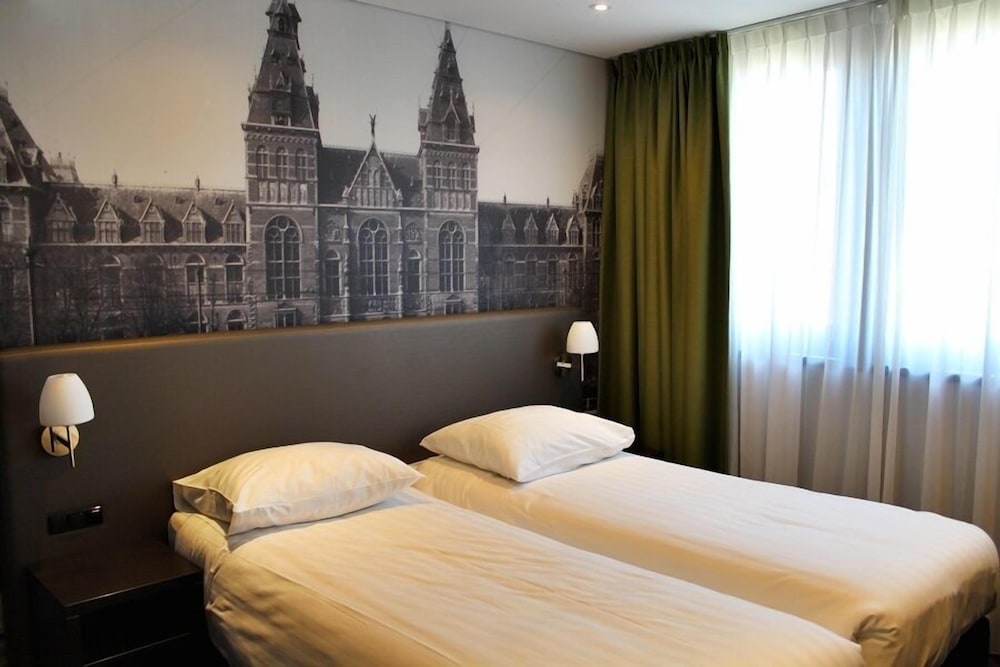 Royal Amsterdam Hotel 28/70
