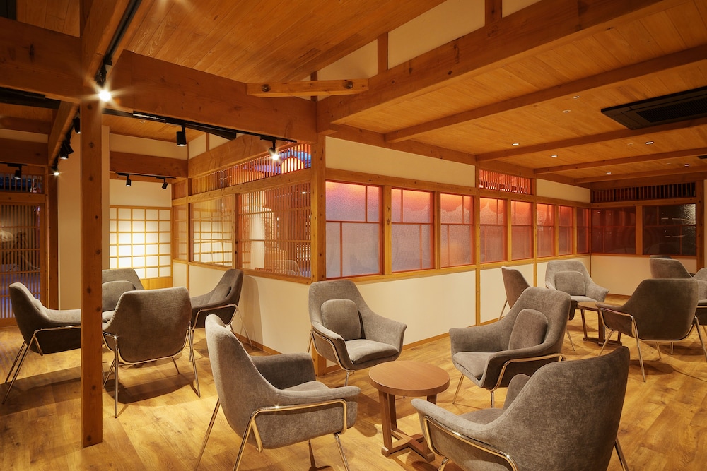 International Resort Hotel Yurakujo 39/50