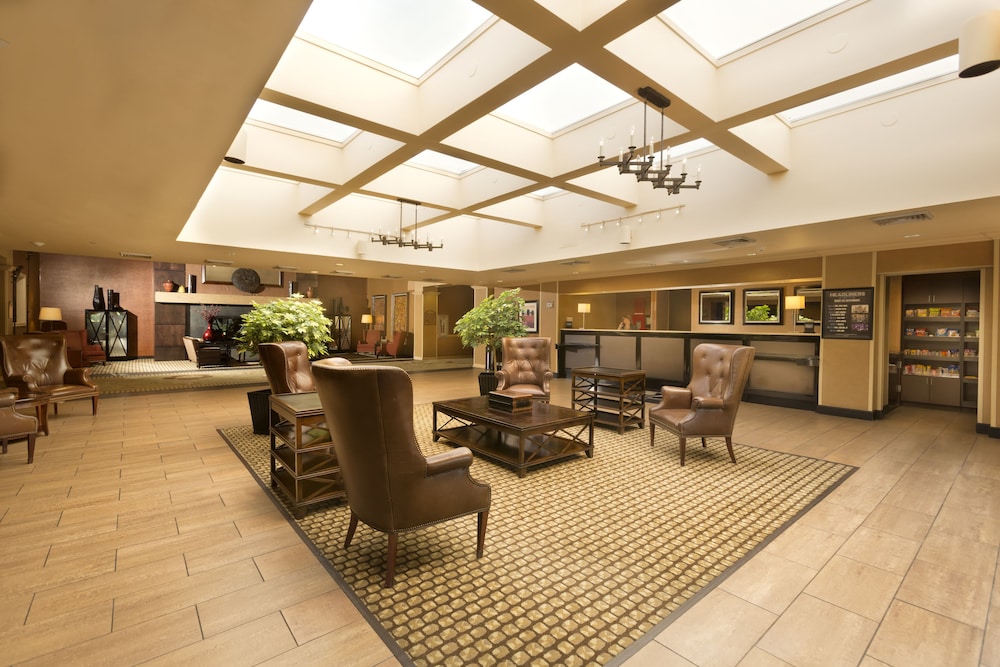DoubleTree by Hilton Washington Meadow Lands Casino Area 31/49