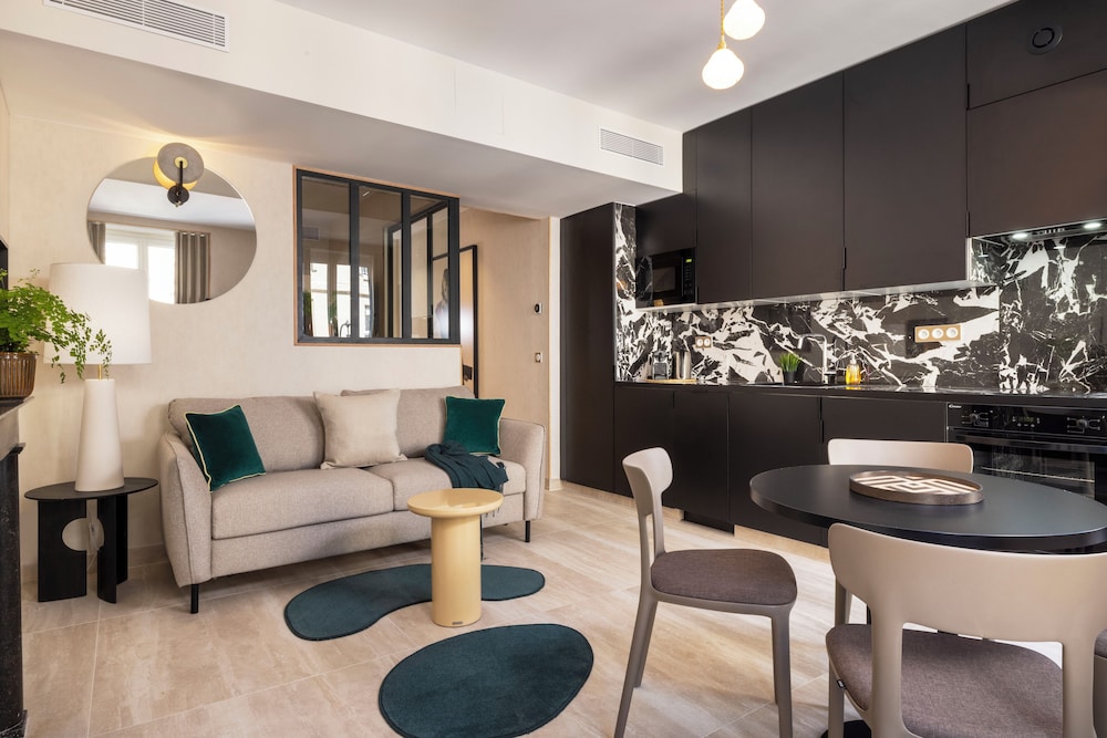 Yuna Saint-Honore - Serviced Apartments 34/50