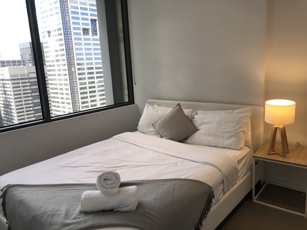 ReadySet Apartments at Upper West Side 15/53