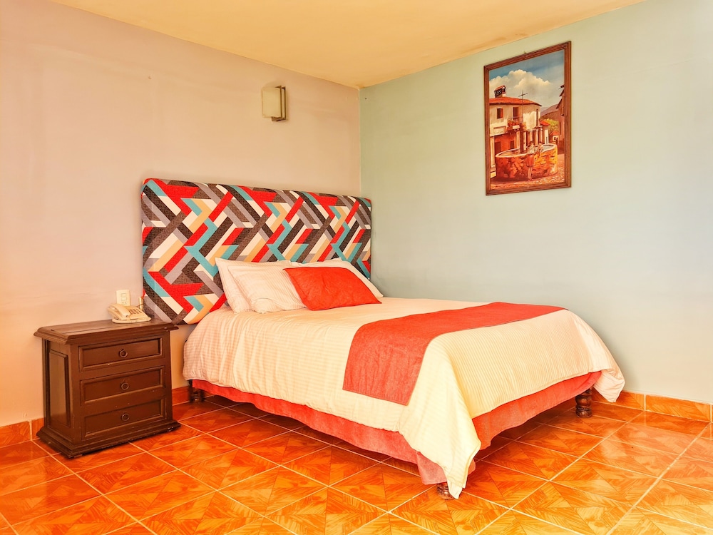 Hotel Jardines Del Carmen 23/50