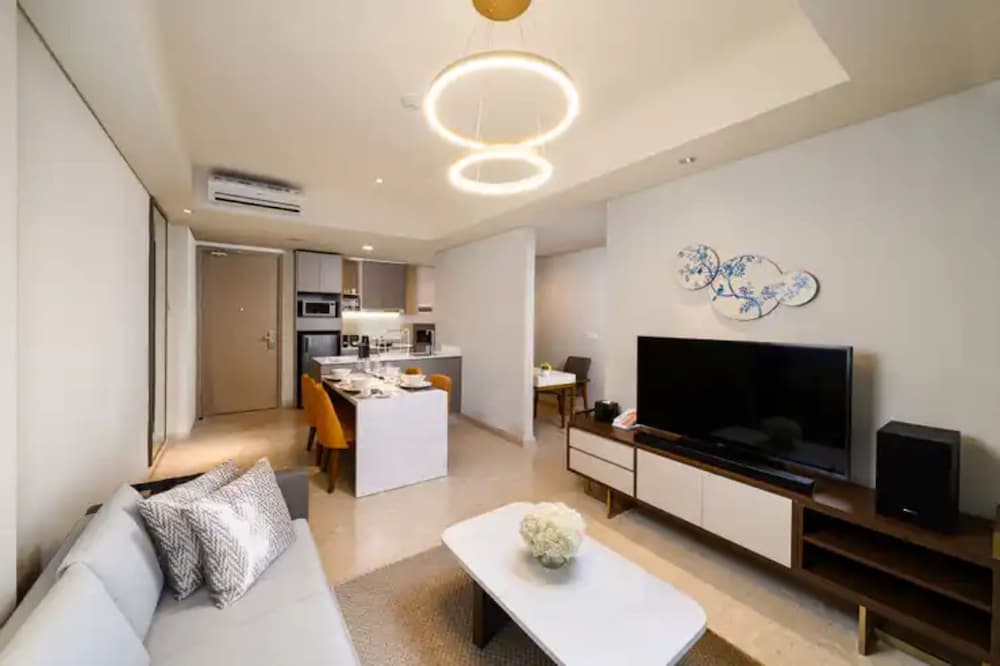 Oakwood PIK Jakarta 40/50