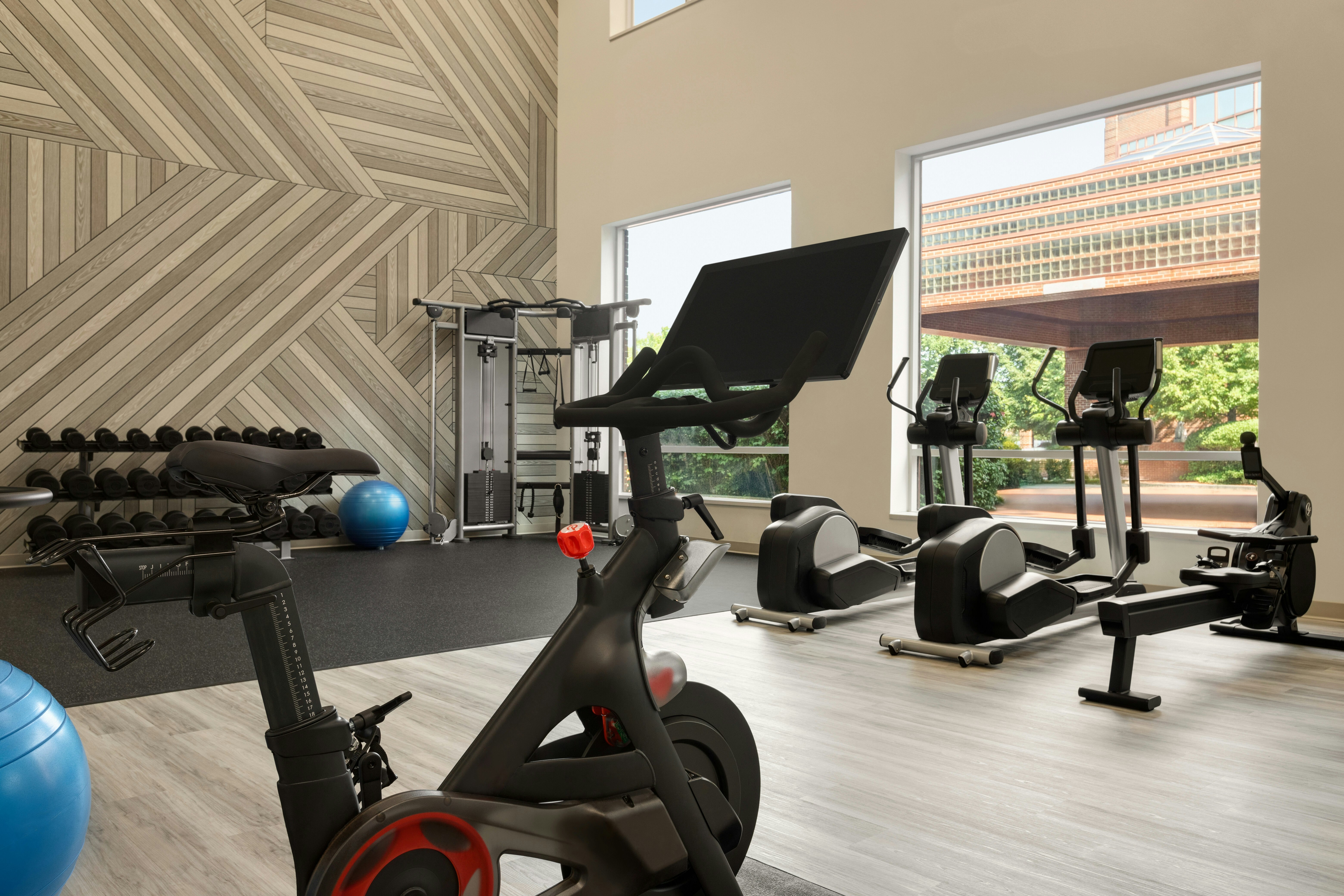 DoubleTree by Hilton New York LaGuardia Airport 20/54