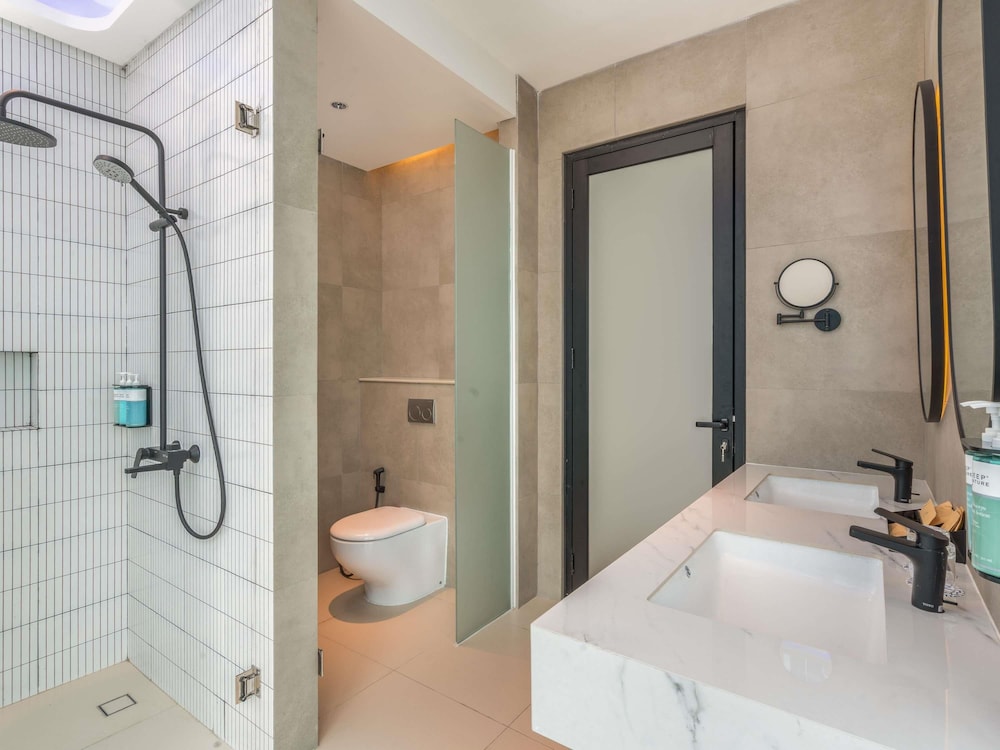 Novotel Jakarta Pulo Mas 48/50